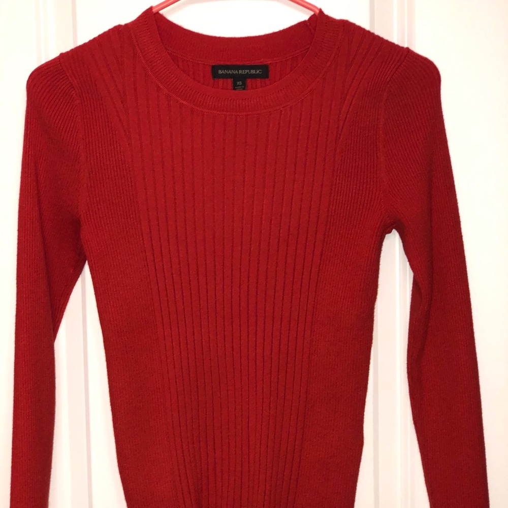 NWT Brand New Red Banana Republic Sweater